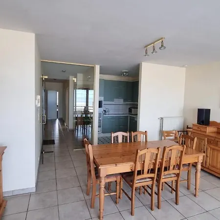 Apartment Astoria Zeedijk Ostend